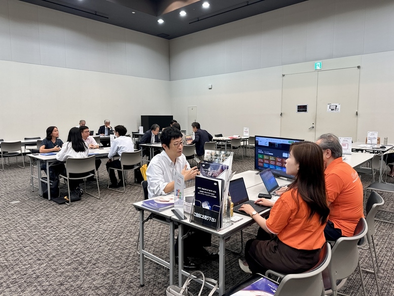 Hiện có khoảng hơn 300 doanh nghiệp công nghệ thin Việt Nam được thành lập và cung cấp sản phẩm, dịch vụ cho thị trường này. 