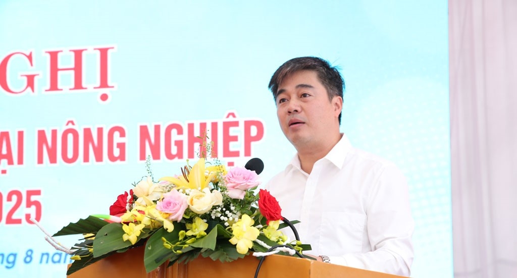 Ông Trương Quốc Bảo, Phó Giám đốc Sở Nông nghiệp và Môi trường tỉnh Ninh Bình phát biểu tại hội nghị. Ảnh: Văn Đại