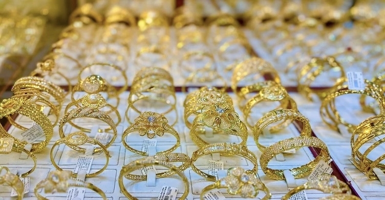 Finance Ministry proposes cutting export tax on Gold Jewellery to 0%