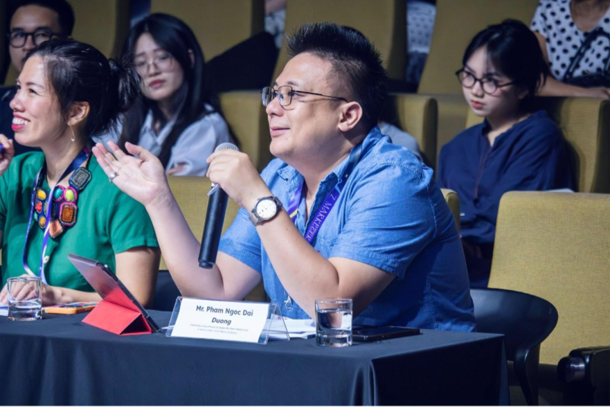 The panel offered specific insights on each team’s performance