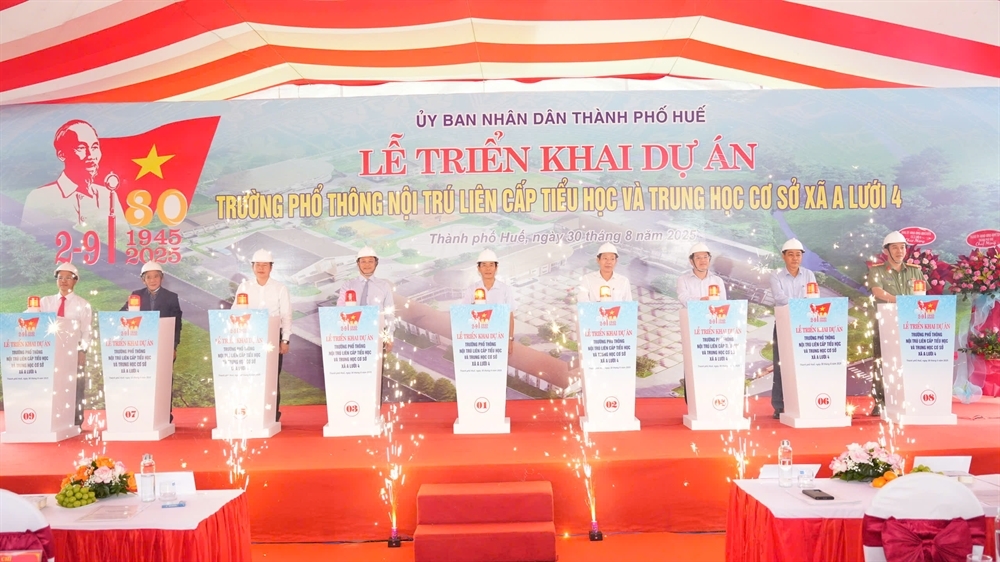 Triển khai Dự án Trường phổ thông nội trú liên cấp ở xã A Lưới 4