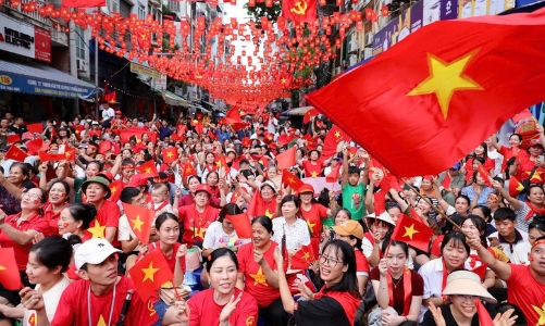 Thủ tướng yêu cầu khẩn trương triển khai tặng quà nhân dân dịp Quốc khánh