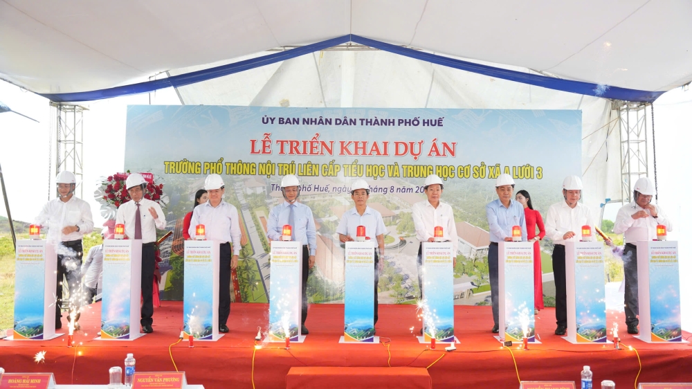 Triển khai Dự án Trường phổ thông nội trú liên cấp ở xã A Lưới 3