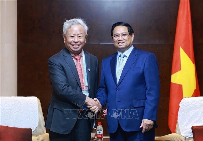 PM Pham Minh Chinh meets with leaders of leading Chinese groups in Tianjins