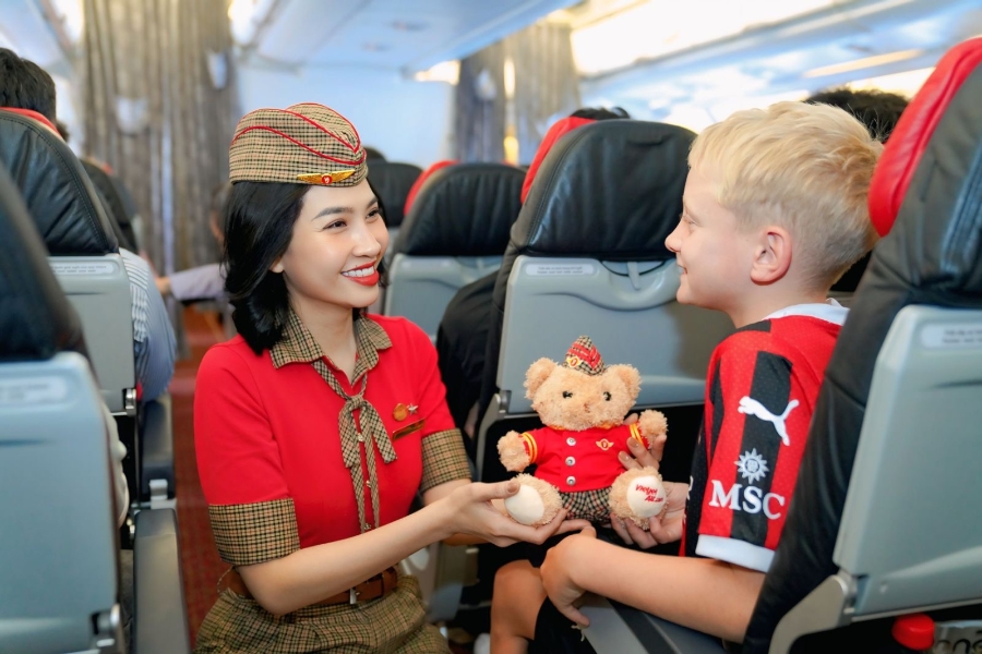 Vietjet đã khai thác 79.000 chuyến bay, vận chuyển 14,4 triệu hành khách, đóng góp hơn 4.528 tỷ đồng thuế, phí cho ngân sách Nhà nước.