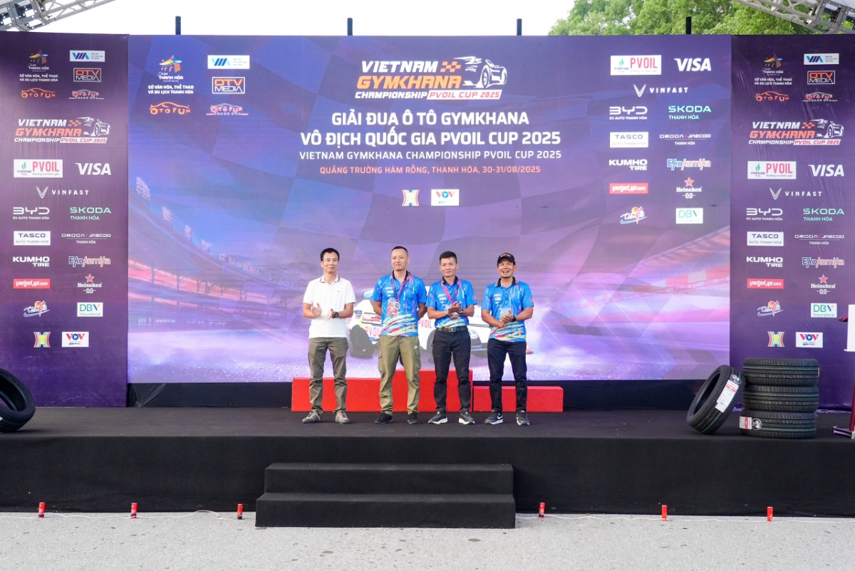 Ở hạng Cầu sau/Hai cầu (RWD/AWD), Trương Nam Thành chinh phục ngôi vương, Khúc Cao Thế giành ngôi á quân, trong khi Phạm Quốc Huy khép lại mùa giải với vị trí thứ ba.