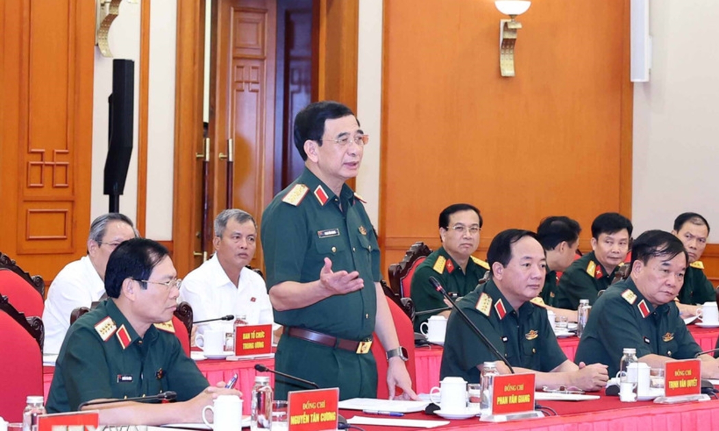 Đại tướng Phan Văn Giang, Uỷ viên Bộ chính trị, Phó Bí thư Quân uỷ Trung ương, Bộ trưởng Bộ Quốc phòng phát biểu. Ảnh: TTXVN.