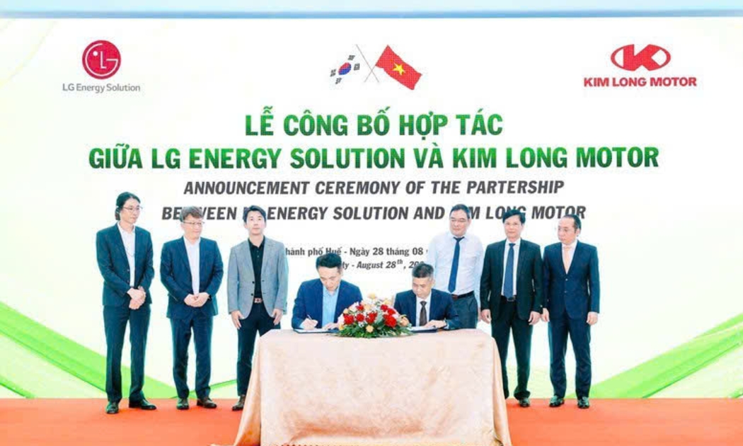Công ty Cổ phần Kim Long Motor Huế và Tập đoàn LG Energy Solution đã ký Bản ghi nhớ hợp tác