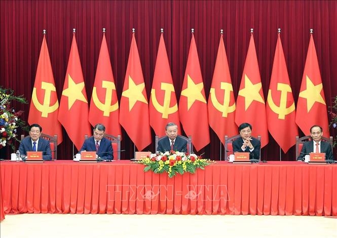 Tổng Bí thư Tô Lâm tiếp Trưởng đoàn chính đảng các nước dự Lễ kỷ niệm 80 năm Cách mạng Tháng Tám và Quốc khánh 2/9. Ảnh: TTXVN.