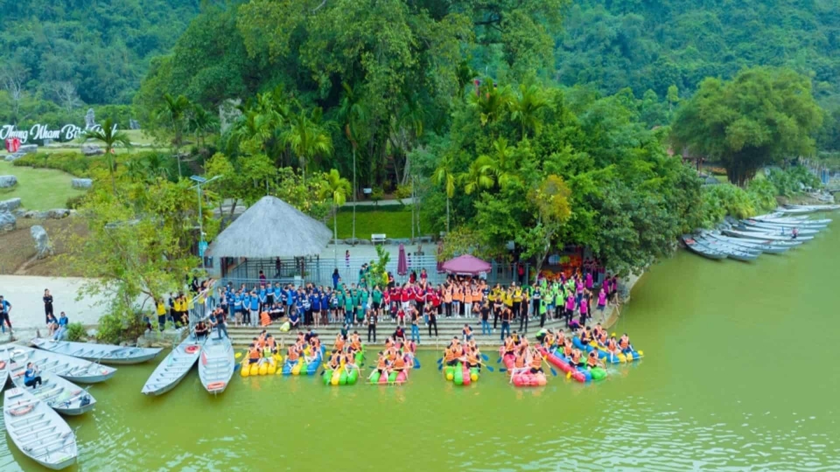 Bến thuyền Thung Nham