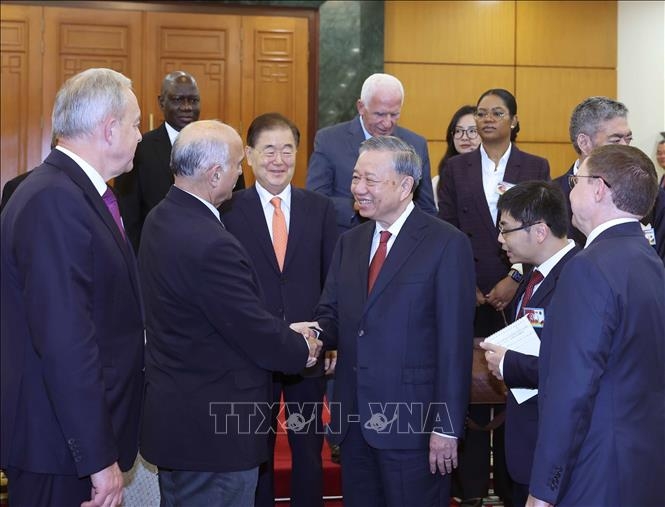 Tổng Bí thư Tô Lâm với các đại biểu. Ảnh: TTXVN.