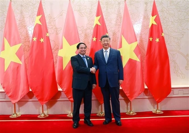 Prime Minister Pham Minh Chinh meets with President Xi Jinping in Tianjin