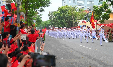 [Phóng sự ảnh] Niềm vui hân hoan của người dân trong đại lễ A80 của toàn dân tộc