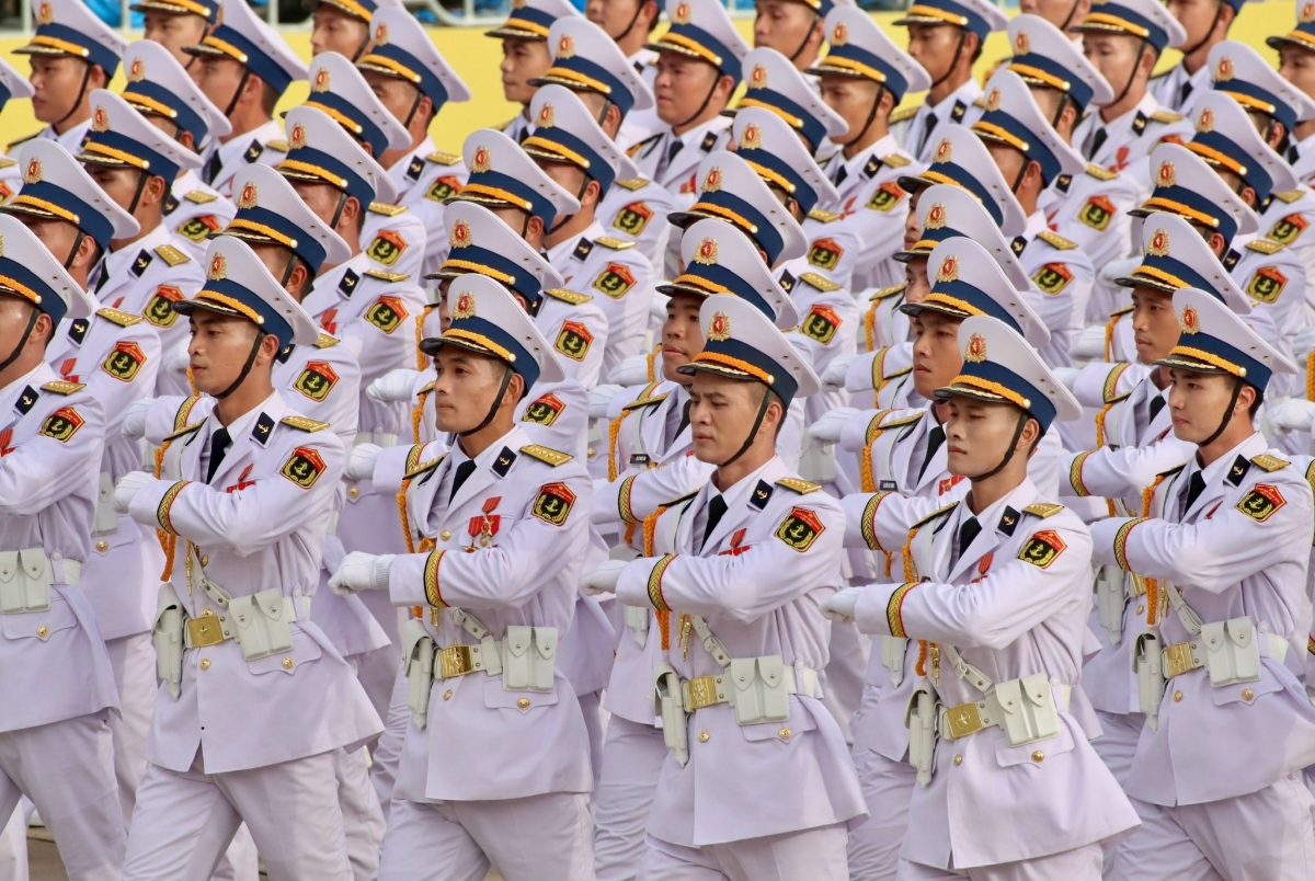 &nbsp; Hơn 70 năm xây dựng, chiến đấu và trưởng thành,&nbsp;Hải quân nhân dân Việt Nam&nbsp;đã lập nhiều chiến công xuất sắc; góp phần vào thắng lợi vĩ đại của dân tộc; hun đúc nên truyền thống 