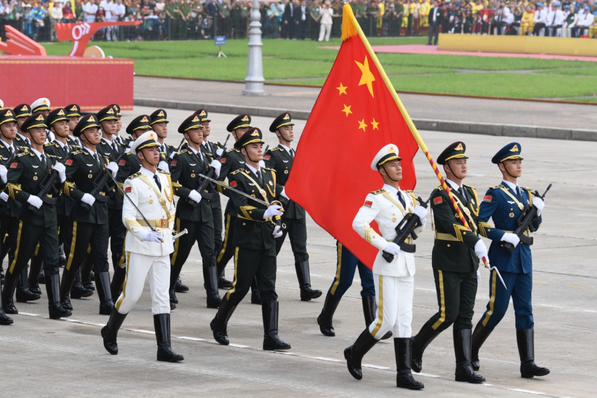 Cùng tham gia diễu binh, diễu hành tại Lễ kỷ niệm 80 năm Cách mạng Tháng Tám và Quốc khánh 2/9 có sự tham gia của Quân đội các nước: Trung Quốc, Nga, Lào và Campuchia.