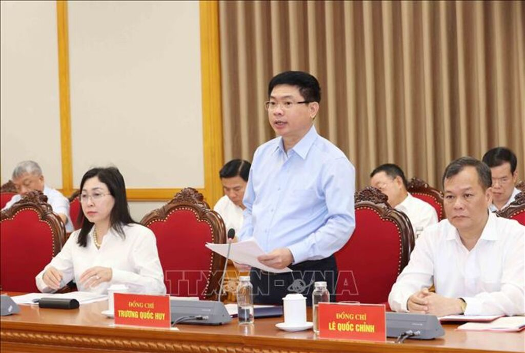 Bí thư Tỉnh uỷ Ninh Bình Trương Quốc Huy phát biểu tại buổi làm việc.. Ảnh: TTXVN