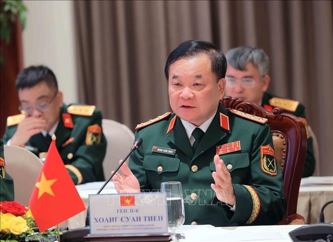 Thượng tướng Hoàng Xuân Chiến, Ủy viên Trung ương Đảng, Ủy viên Thường vụ Quân ủy Trung ương, Thứ trưởng Bộ Quốc phòng, phát biểu. Ảnh: TTXVN.