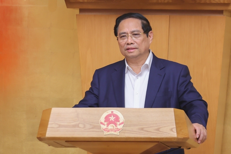 Thủ tướng Phạm Minh Chính chủ trì Phiên họp Chính phủ chuyên đề xây dựng pháp luật tháng 8 năm 2025 để xem xét, cho ý kiến về 15 dự án luật và 1 hồ sơ chính sách dự án luật. Ảnh: VGP.