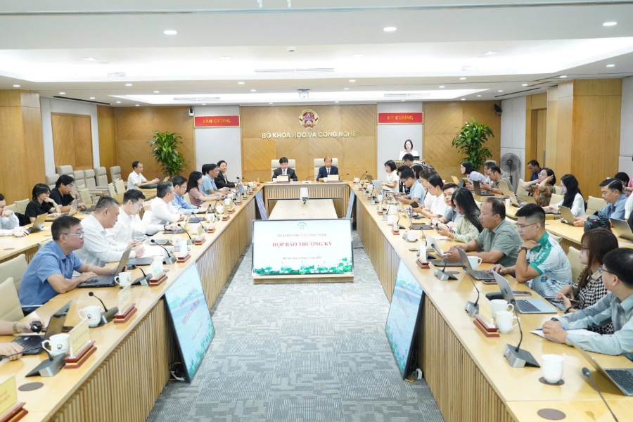 Năm 2025 là năm thứ sáu Giải thưởng “Sản phẩm công nghệ số Make in Viet Nam” được tổ chức và là năm đầu tiên được Bộ Khoa học và Công nghệ tổ chức. 