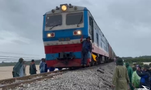 Thông tuyến đường sắt Bắc – Nam qua Quảng Trị