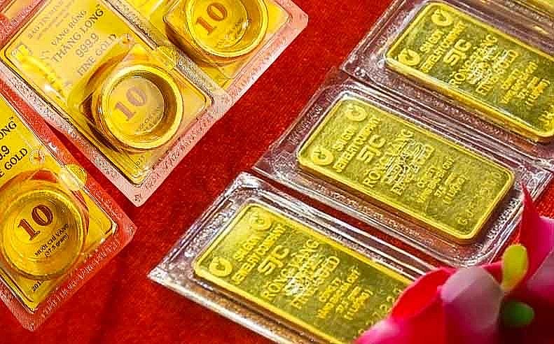 Giá mua, bán vàng nhẫn tăng mạnh hơn giá vàng miếng SJC