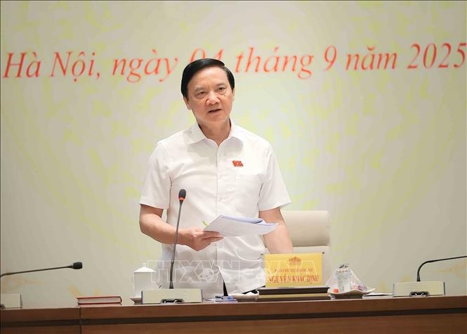 Phó Chủ tịch Quốc hội Nguyễn Khắc Định, Ủy viên Hội đồng bầu cử quốc gia, trưởng Tiểu ban phát biểu. Ảnh: TTXVN.