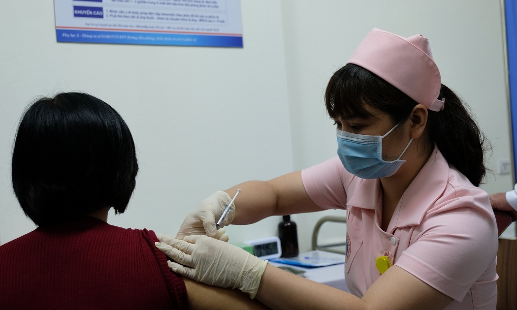 Triển khai tiêm chủng cho các đối tượng. Ảnh: Tuấn Dũng.
