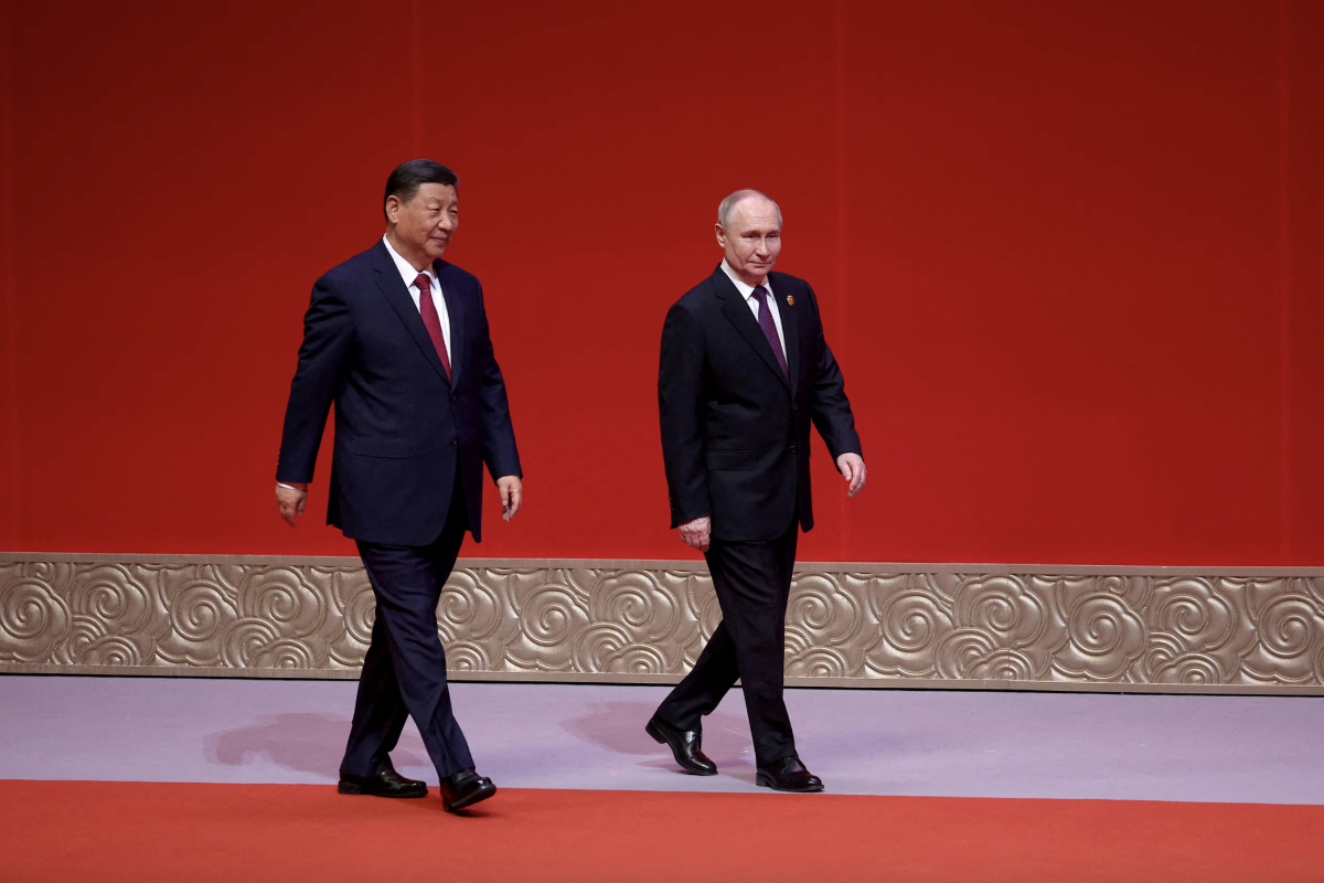 Chủ tịch Trung Quốc Tập Cận Bình (trái) và Tổng thống Nga Vladimir Putin tại cuộc gặp ở Bắc Kinh ngày 2/9 - Ảnh: Reuters.