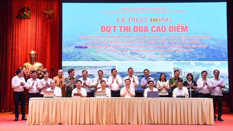 Lễ phát động đợt thi đua cao điểm “80 ngày đêm cao điểm giải phóng mặt bằng”  