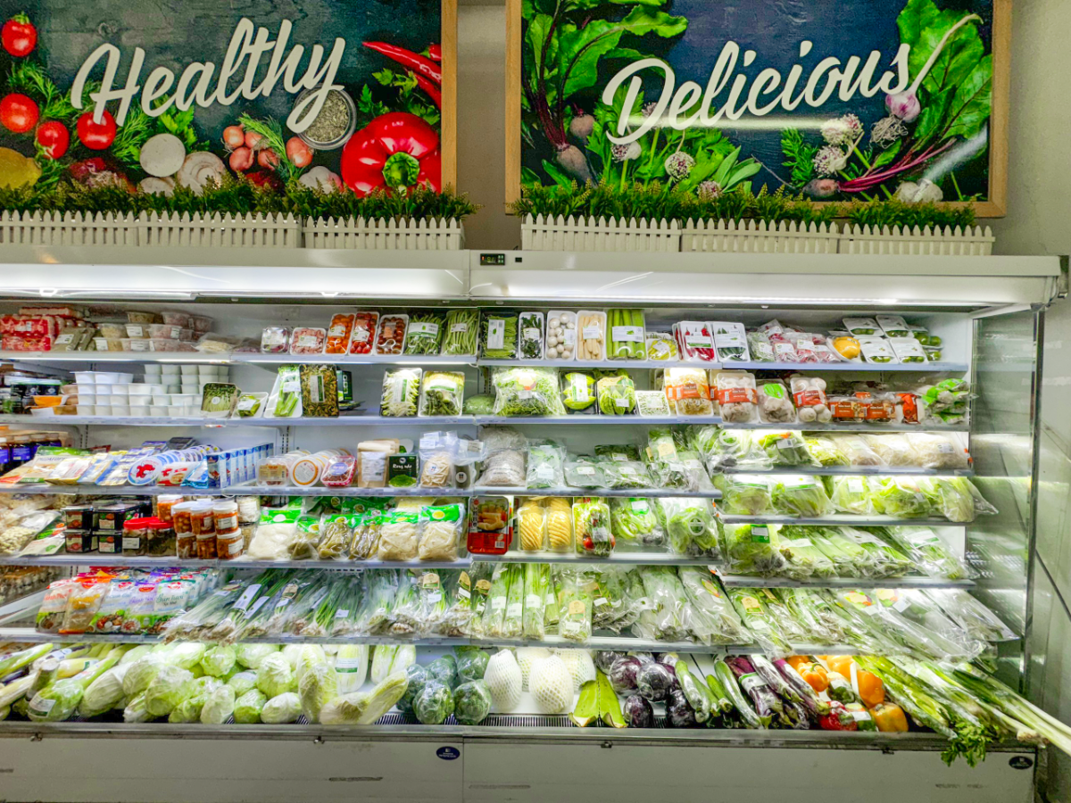 Các siêu thị giờ đây thường có một khu vực riêng dành cho thực phẩm chay.