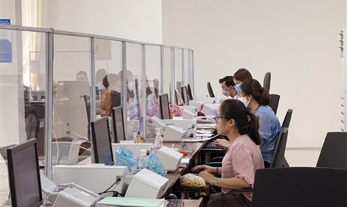 Báo cáo kết quả thực hiện chính sách với công chức do sắp xếp bộ máy trước 8/9