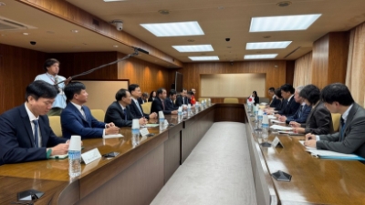 Vietnam-Japan businesses forge stronger ties with 10 new agreements

