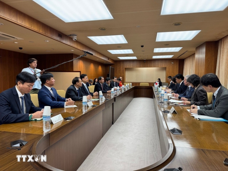 Vietnam-Japan businesses forge stronger ties with 10 new agreements
