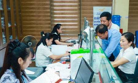 Ưu tiên thu hút, trọng dụng người tài vào lĩnh vực lao động, tiền lương