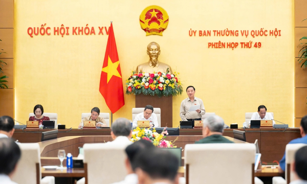 Phó Chủ tịch Quốc hội Nguyễn Khắc Định điều hành Phiên họp. Ảnh: Quốc hội