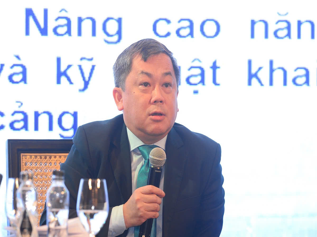 Ông Hoàng Hồng Giang, Phó Cục trưởng Cục Hàng hải và đường thủy (Bộ Xây dựng).&nbsp;