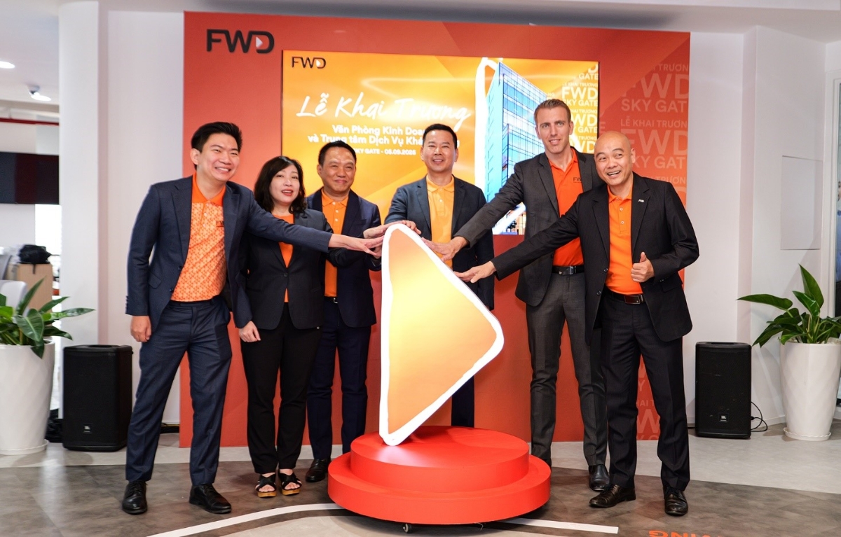 Văn phòng mới tại Sky Gate không chỉ là nơi làm việc mà còn là không gian sáng tạo, theo chia sẻ của ông Phương Tiến Minh, Tổng giám đốc FWD Việt Nam.