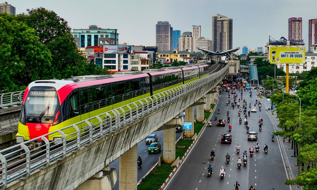 Toàn tuyến metro số 5 Văn Cao - Hòa Lạc gồm 20 nhà ga, trong đó có 6 ga ngầm, 3 ga trên cao, và 11 ga mặt đất. Ảnh minh họa.