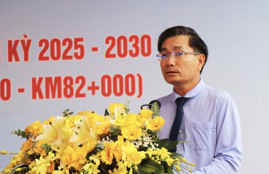 Phó Chủ tịch UBND tỉnh Quảng Ngãi Nguyễn Ngọc Sâm phát biểu tại Lễ khởi công dự án.