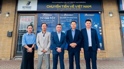 Seamless money transfers for Vietnamese Canadians