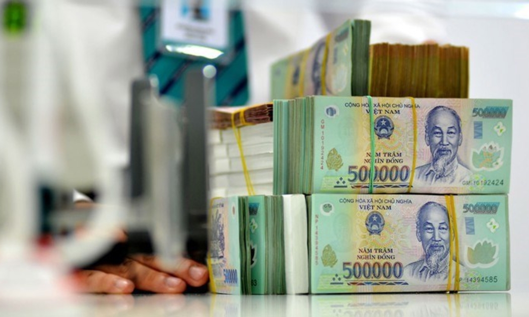 Lãi suất VND liên ngân hàng kỳ hạn 2 tuần vọt lên 8,73%/năm