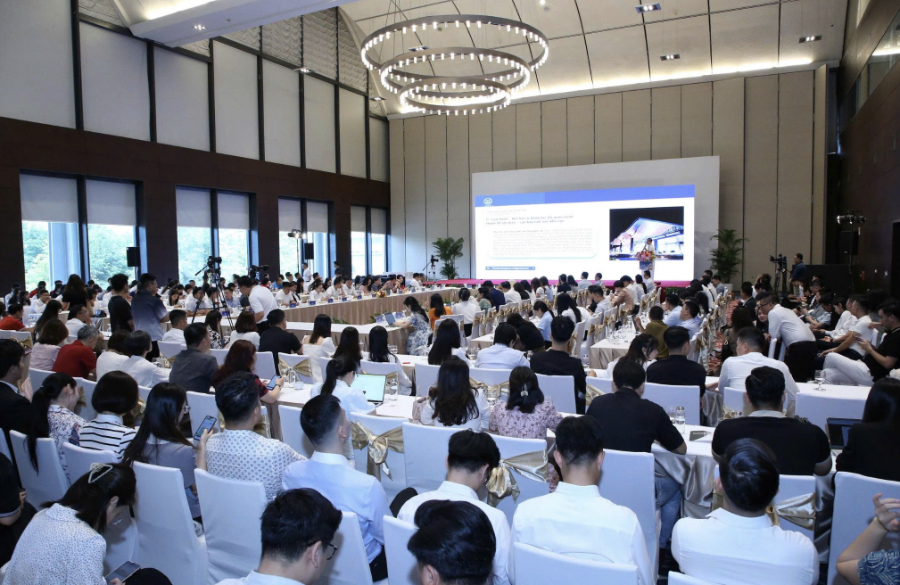 Toàn cảnh hội thảo 