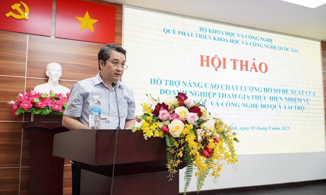 PGS.TS. Đào Ngọc Chiến, Giám đốc NAFOSTED phát biểu khai mạc Hội thảo.
