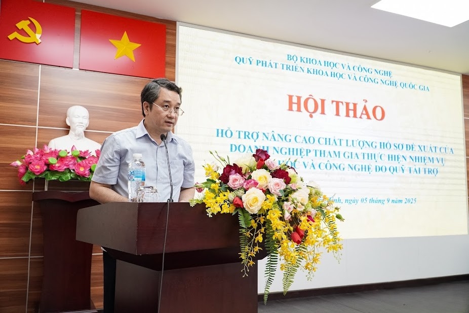 PGS.TS. Đào Ngọc Chiến, Giám đốc NAFOSTED phát biểu khai mạc Hội thảo.