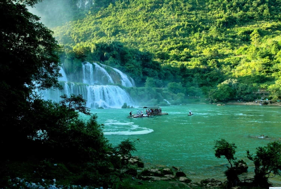 Vườn quốc gia Pù Mát là điểm du lịch sinh thái nổi tiếng của Nghệ An, nằm ở phía Đông thuộc dãy Trường Sơn.
