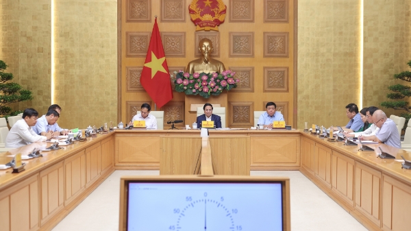 Thủ tướng yêu cầu khẩn trương lập báo cáo nghiên cứu khả thi dự án đường sắt Lào Cai - Hà Nội - Hải Phòng