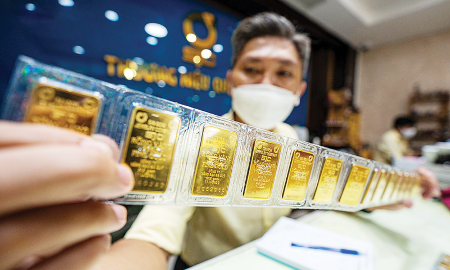 Ngân hàng Nhà nước Khu vực 2 khuyến cáo người dân thận trọng khi mua vàng