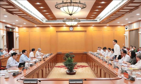 Bộ Chính trị làm việc với 6 Ban Thường vụ Tỉnh ủy