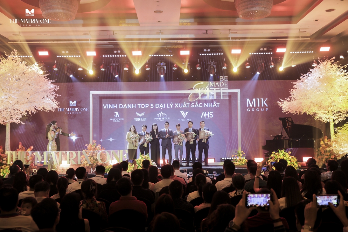 MIK Group vinh danh top 5 đại lý xuất sắc nhất dự án The Matrix One Premium.