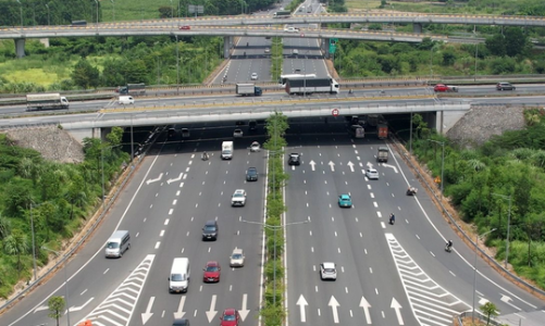 Xử phạt tài xế ô tô tải đi sai làn trên 2 cao tốc từ ngày 9/9